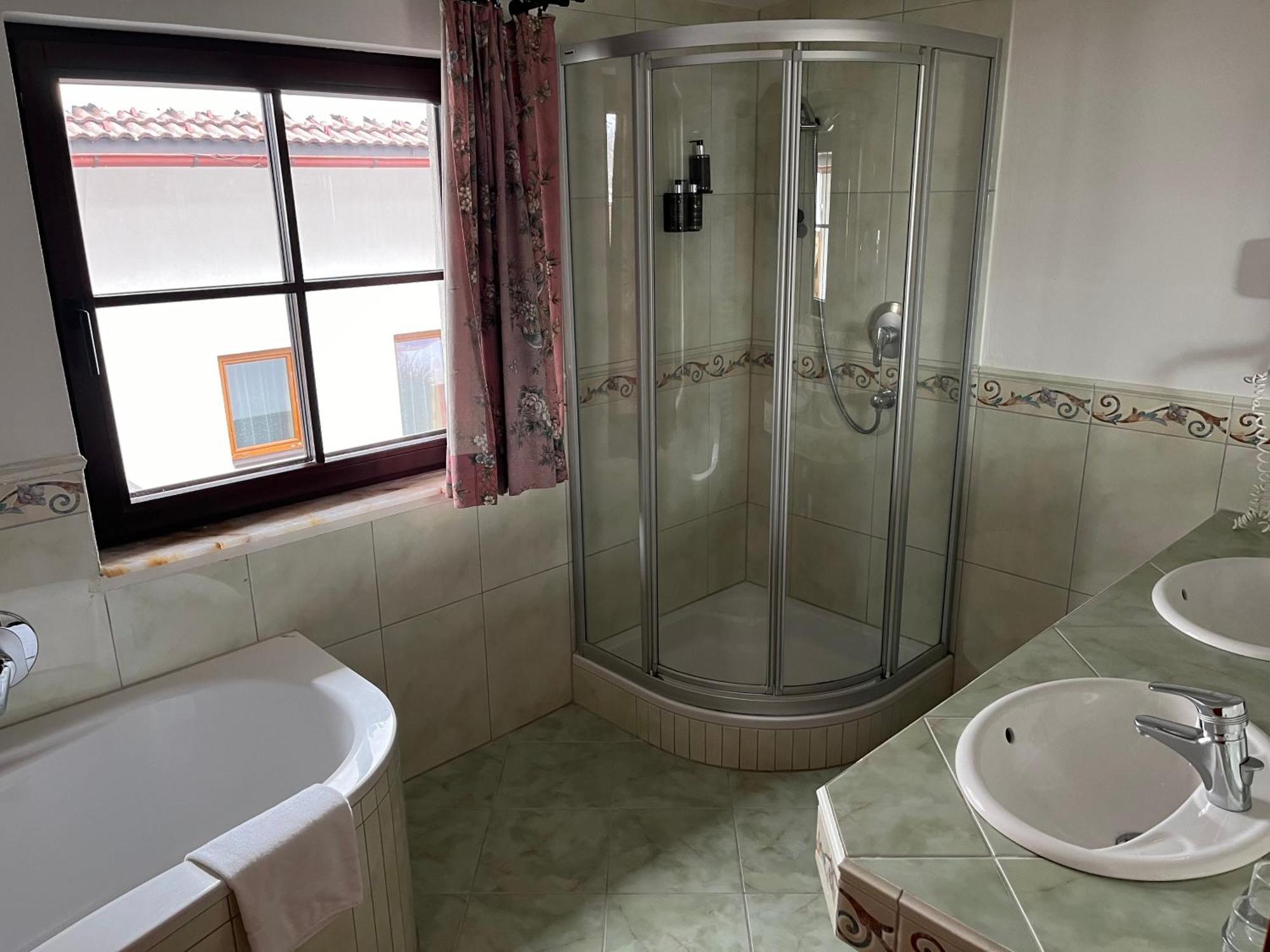 Tieflehner Hof Pitztalhaus Hotel سانكت ليونارد إم بيتزتال المظهر الخارجي الصورة